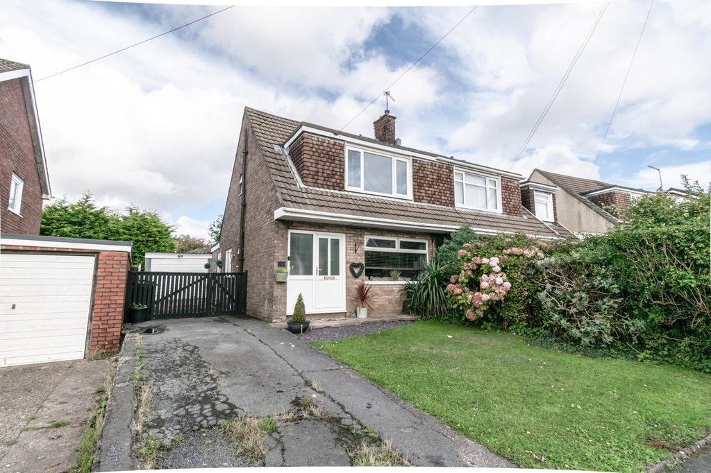 Property photo 1 of 29