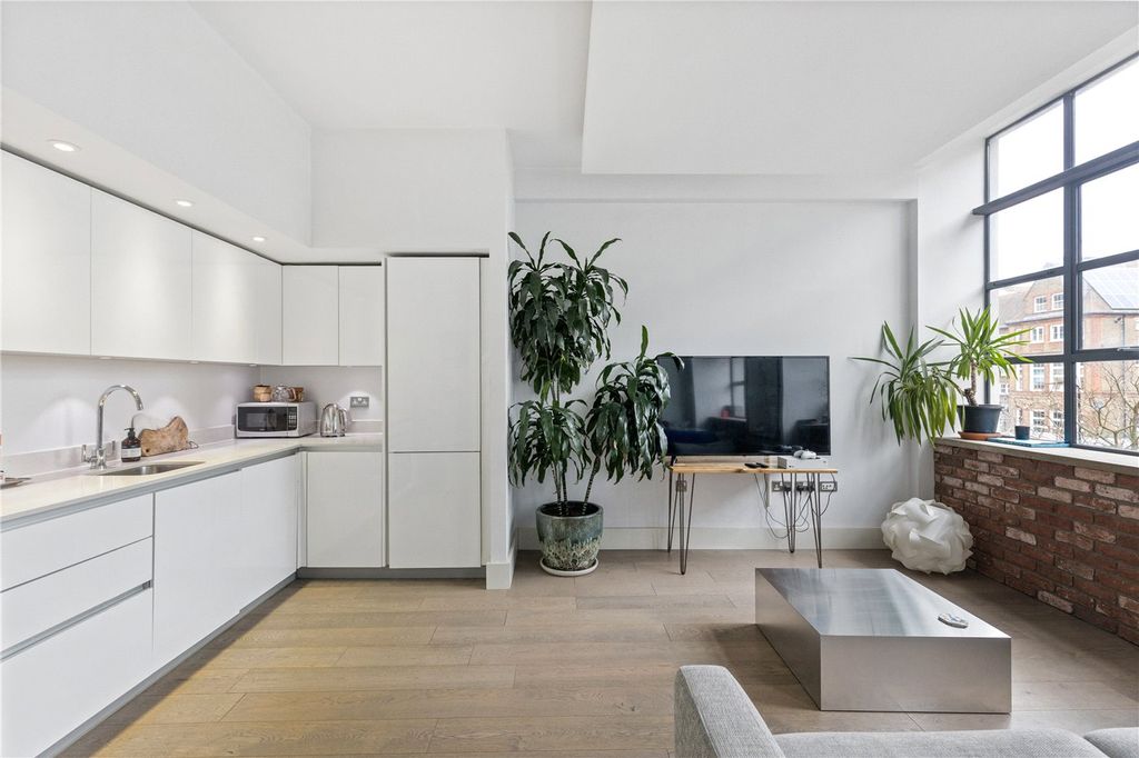 Property photo 2 of 12 Picture No. 09