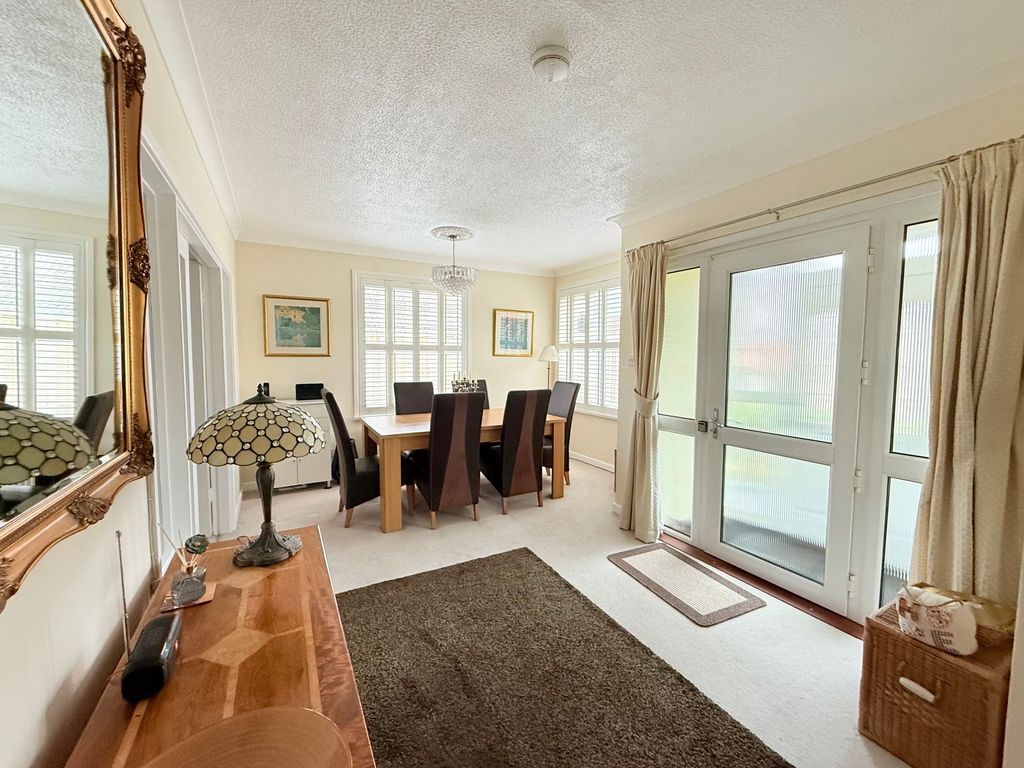 Property photo 3 of 29