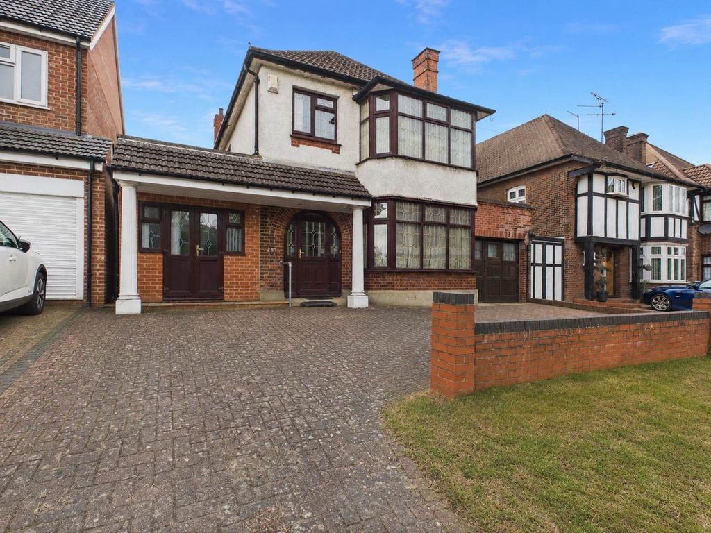 Property photo 1 of 17