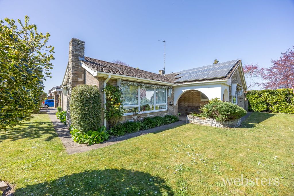 Property photo 1 of 27