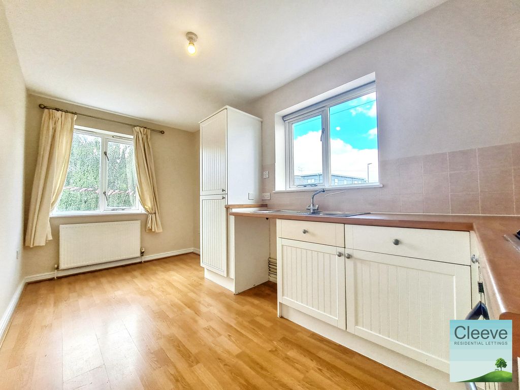 Property photo 3 of 10 1000168594