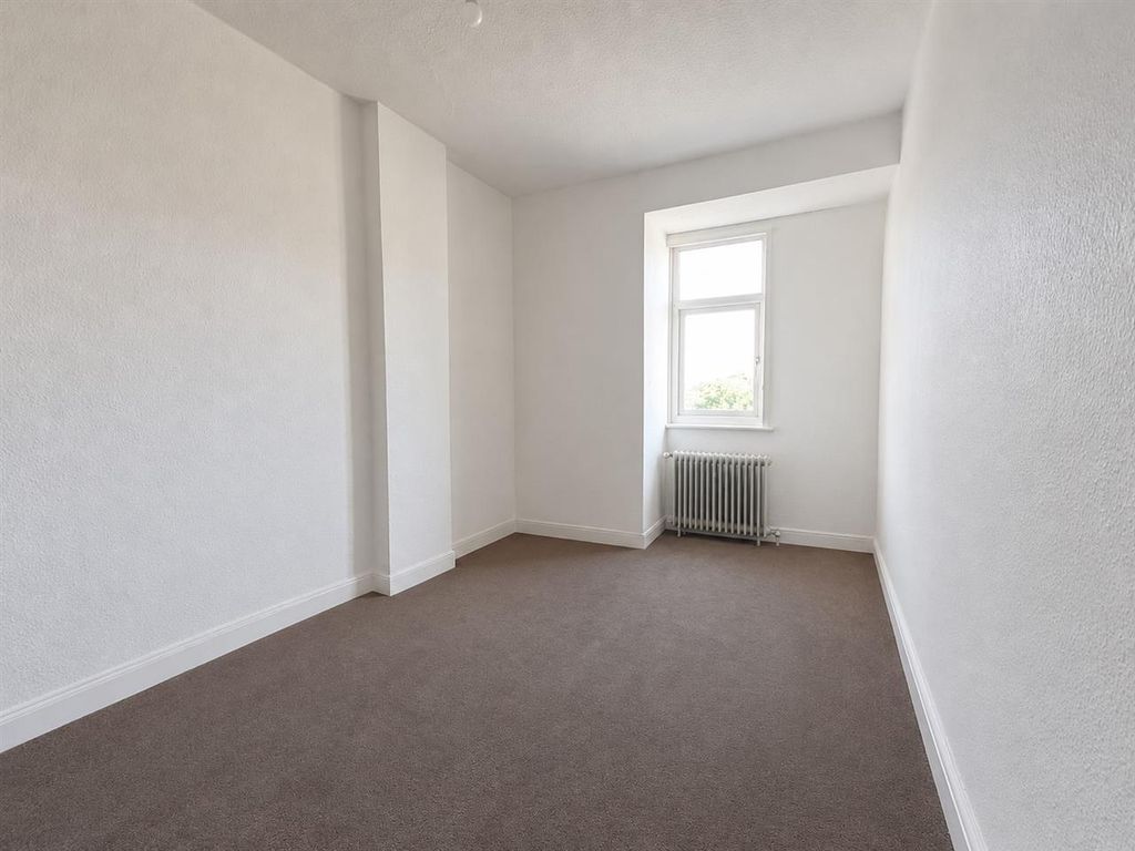 Property photo 3 of 4