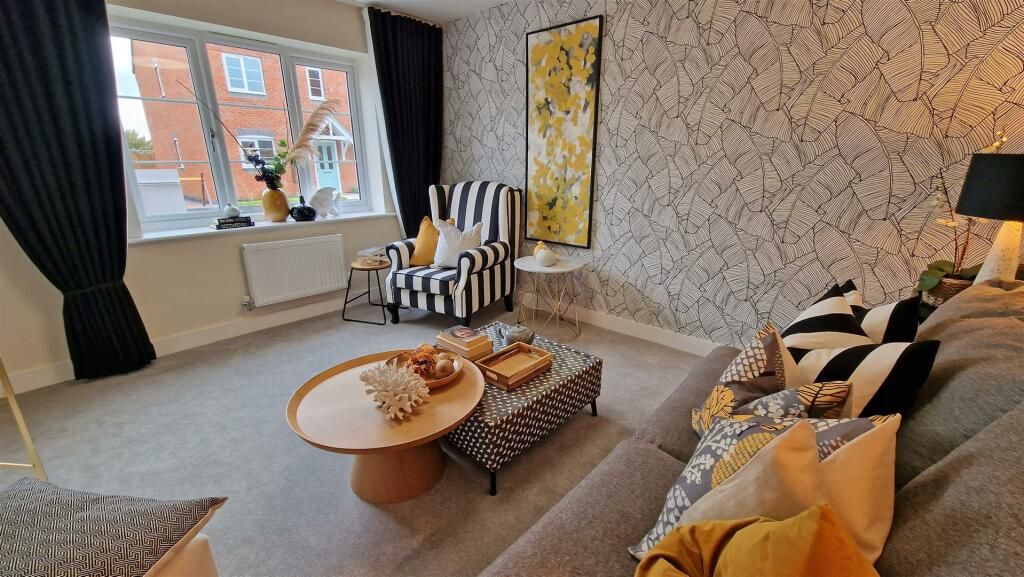 Property photo 3 of 12