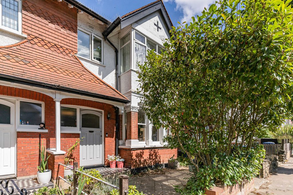 Property photo 1 of 16