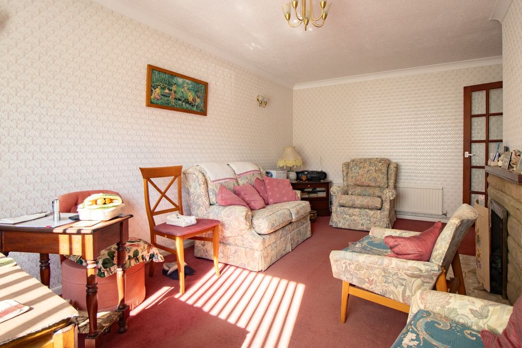 Property photo 3 of 10 4116556