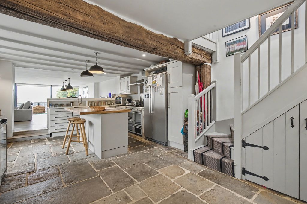 Property photo 2 of 28 Kitchen - Angle 1