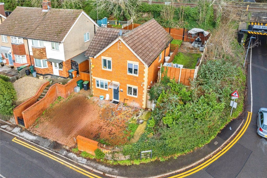 Property photo 1 of 19 Front