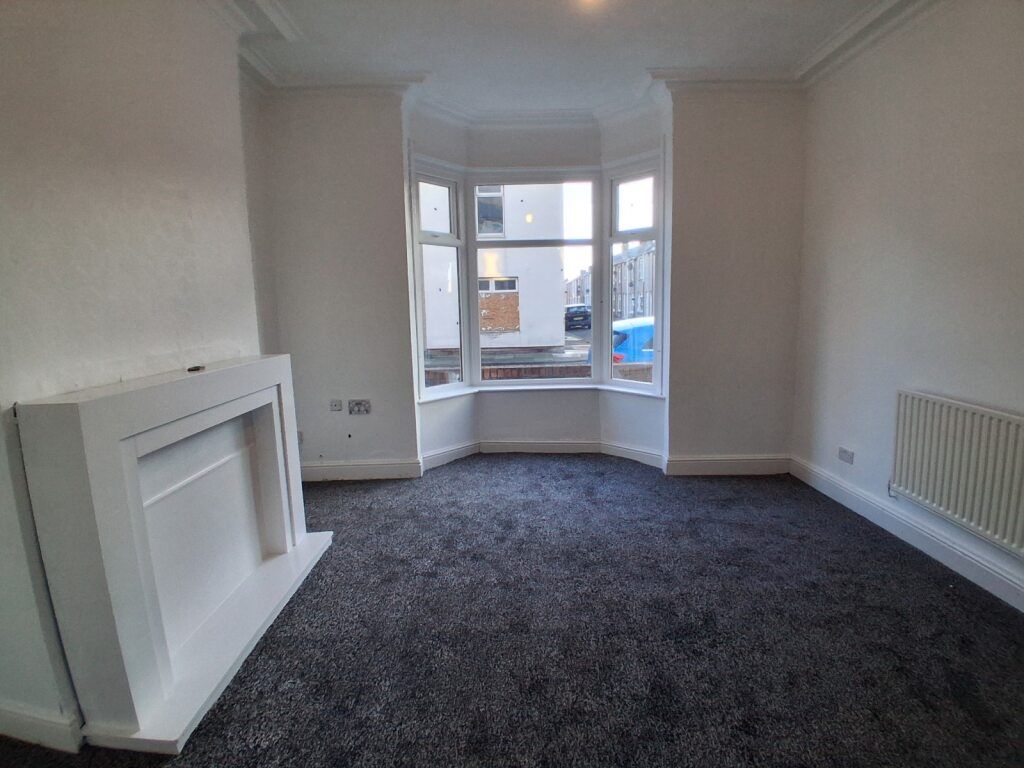 Property photo 3 of 22