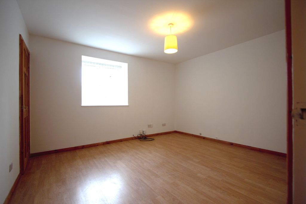 Property photo 3 of 8 Property