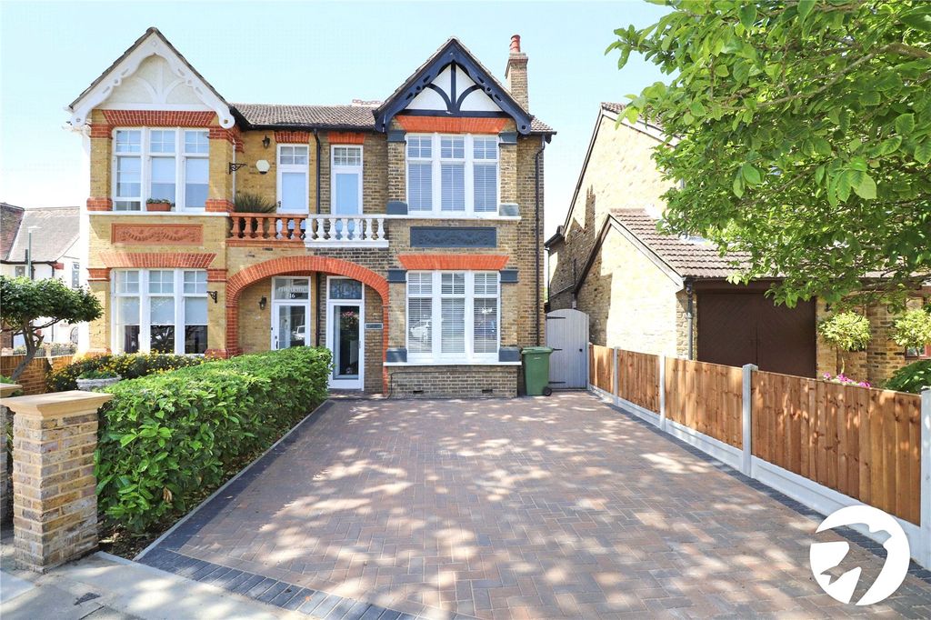Property photo 1 of 25 Picture No. 28
