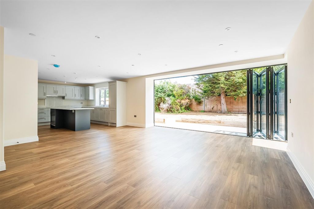 Property photo 3 of 31 45A-Harriotts-Lane-16.Jpg
