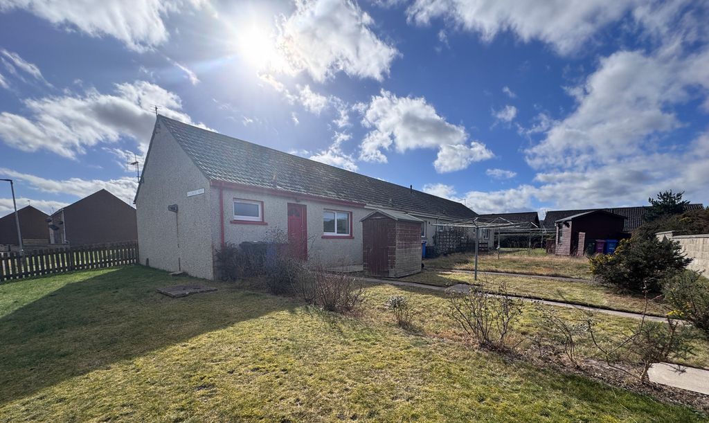 Property photo 2 of 14