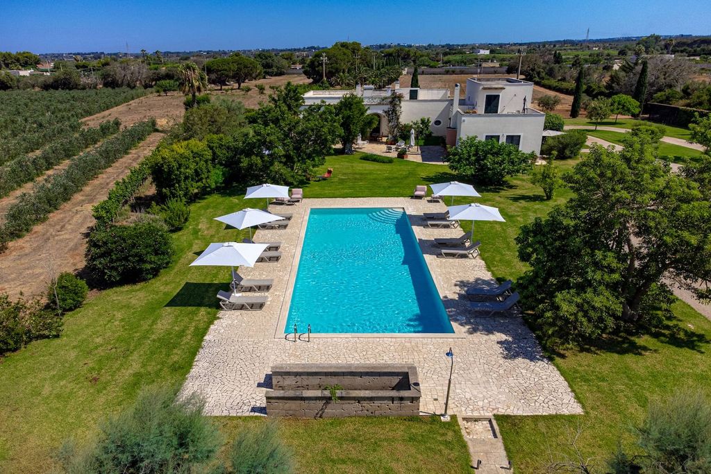 Property photo 1 of 23