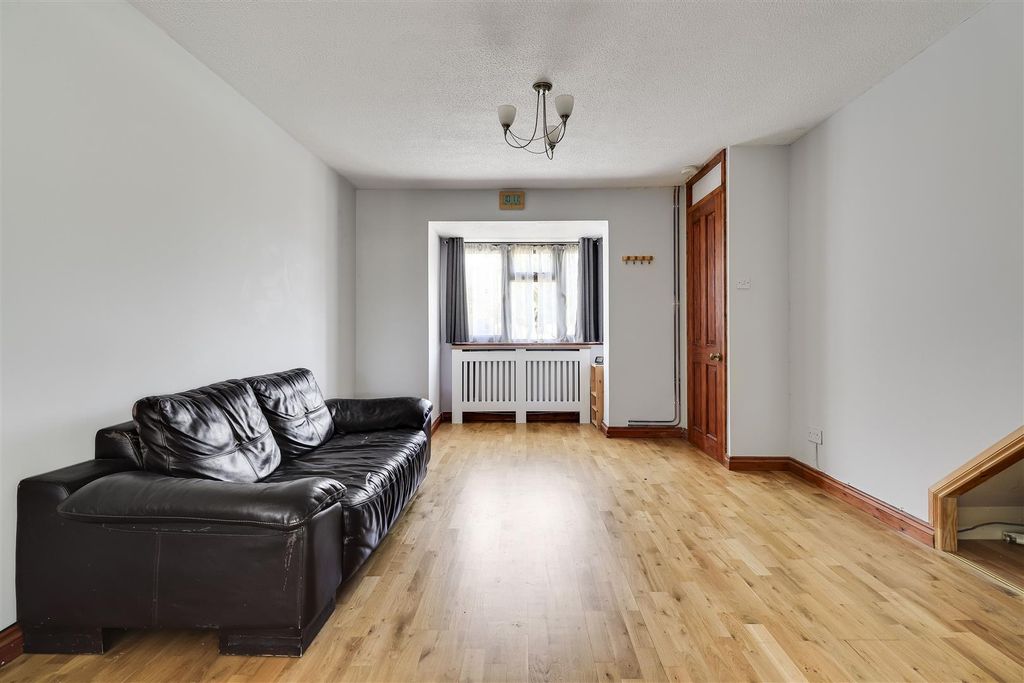 Property photo 3 of 21 Img (2).Jpg