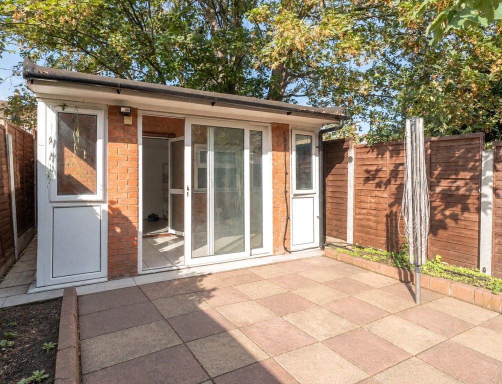 Property photo 3 of 19 Picture No. 28
