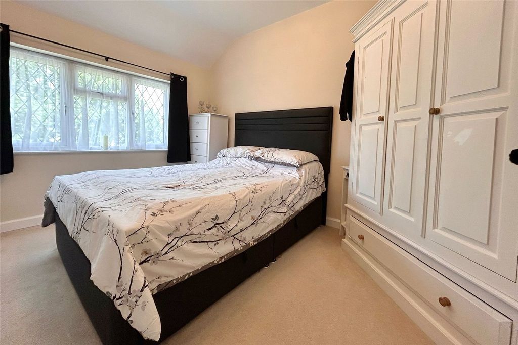 Property photo 3 of 12 Picture No. 12