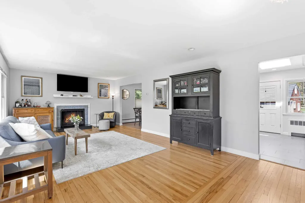 Property photo 2 of 24 <Alttext/>