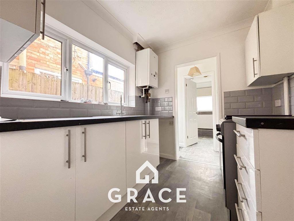 Property photo 3 of 16 As-8H7Zv40Ww6Nwdx61B5Q.Jpg