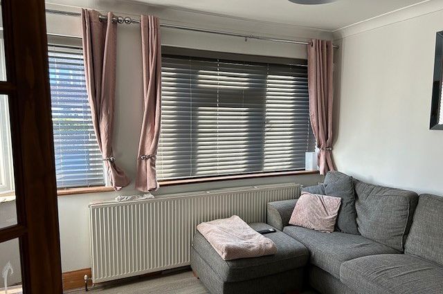 Property photo 3 of 9 2-2