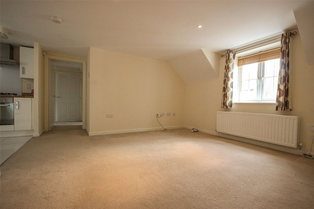 Property photo 2 of 10 Picture No. 15