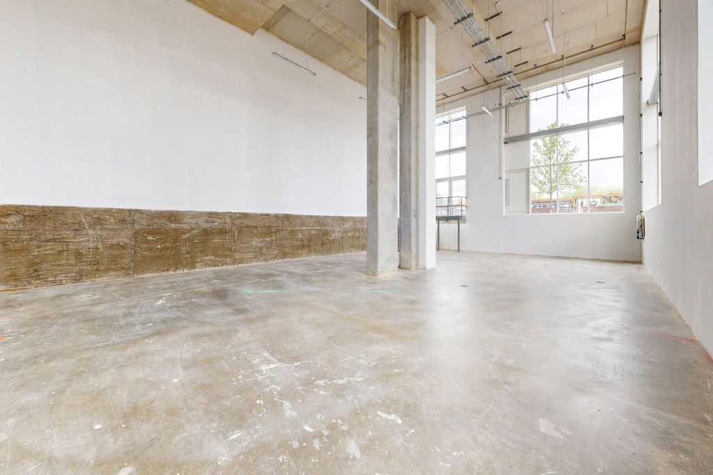 Property photo 3 of 3