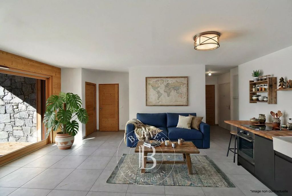 Property photo 3 of 25