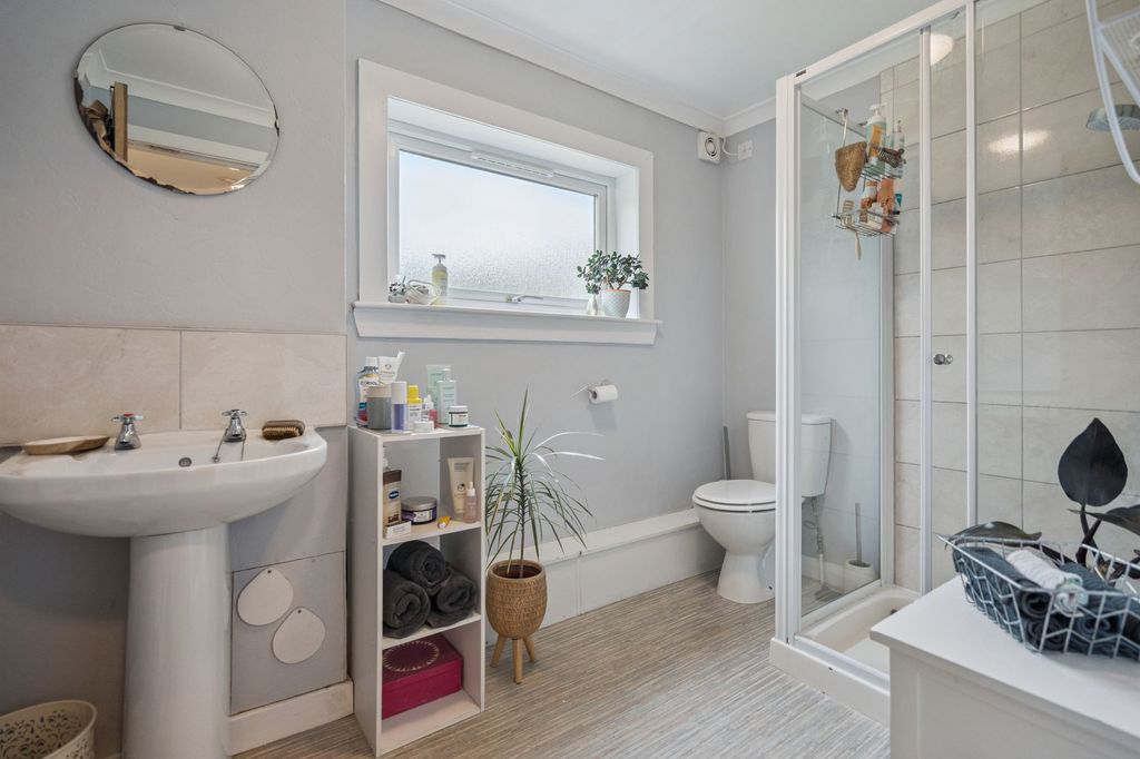 Additional image 8 of 2 bed flat for saleSt. Valery Drive, Stirling FK7
