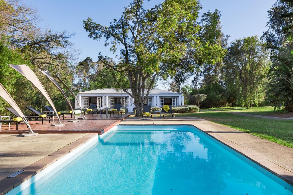 Property photo 1 of 49 Saltwater Swimming Pool