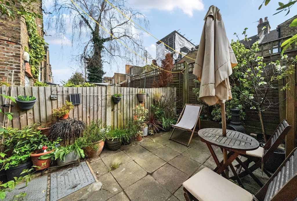 Property photo 3 of 12 1434295-13-69c159...