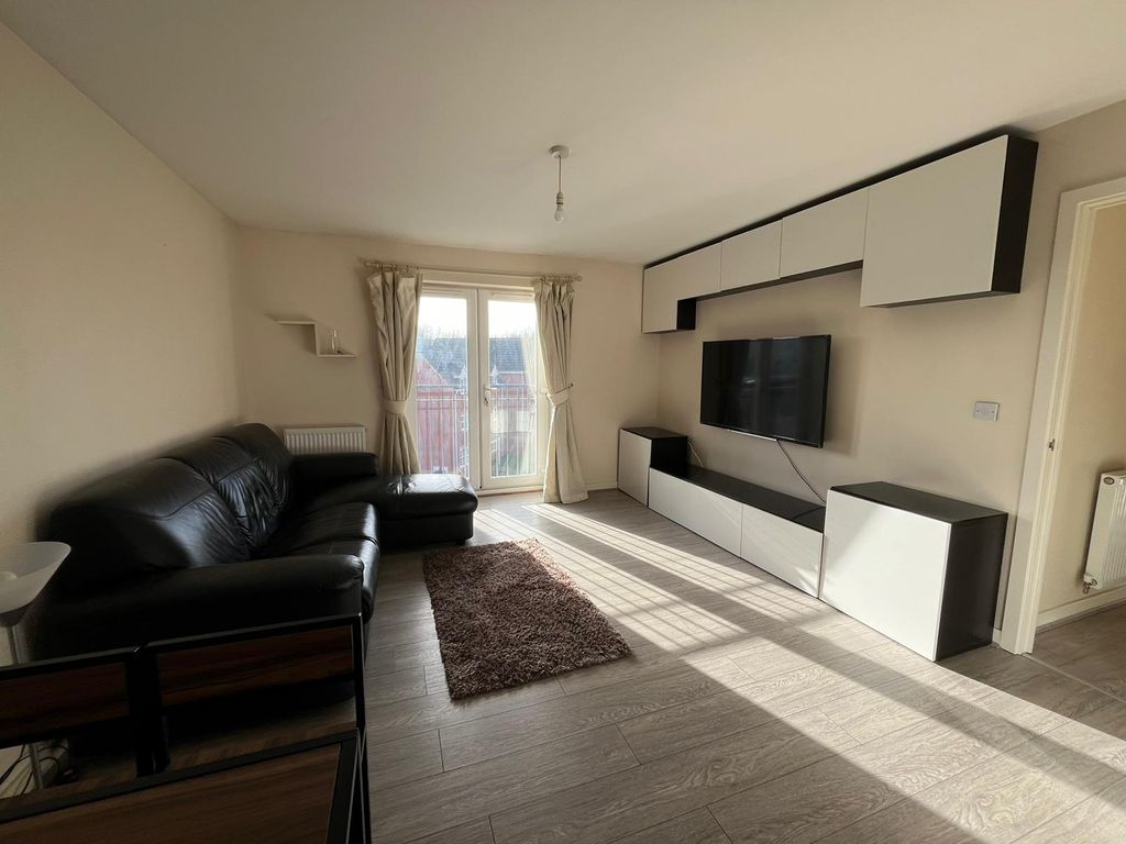 Property photo 2 of 7