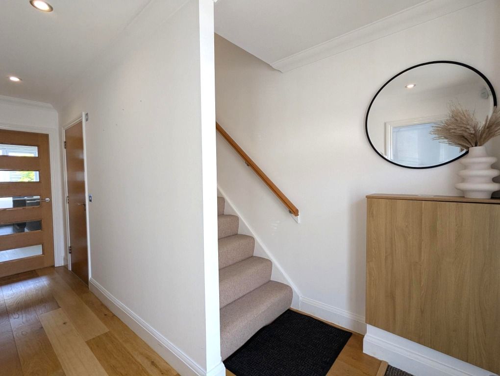 Property photo 2 of 18 Photo 2