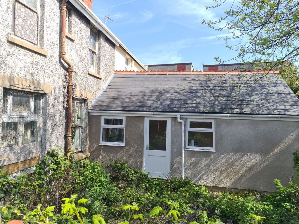 Property photo 2 of 2