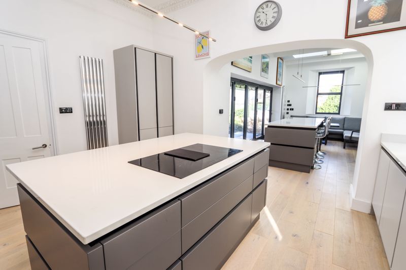 Property photo 3 of 43 Kitchen