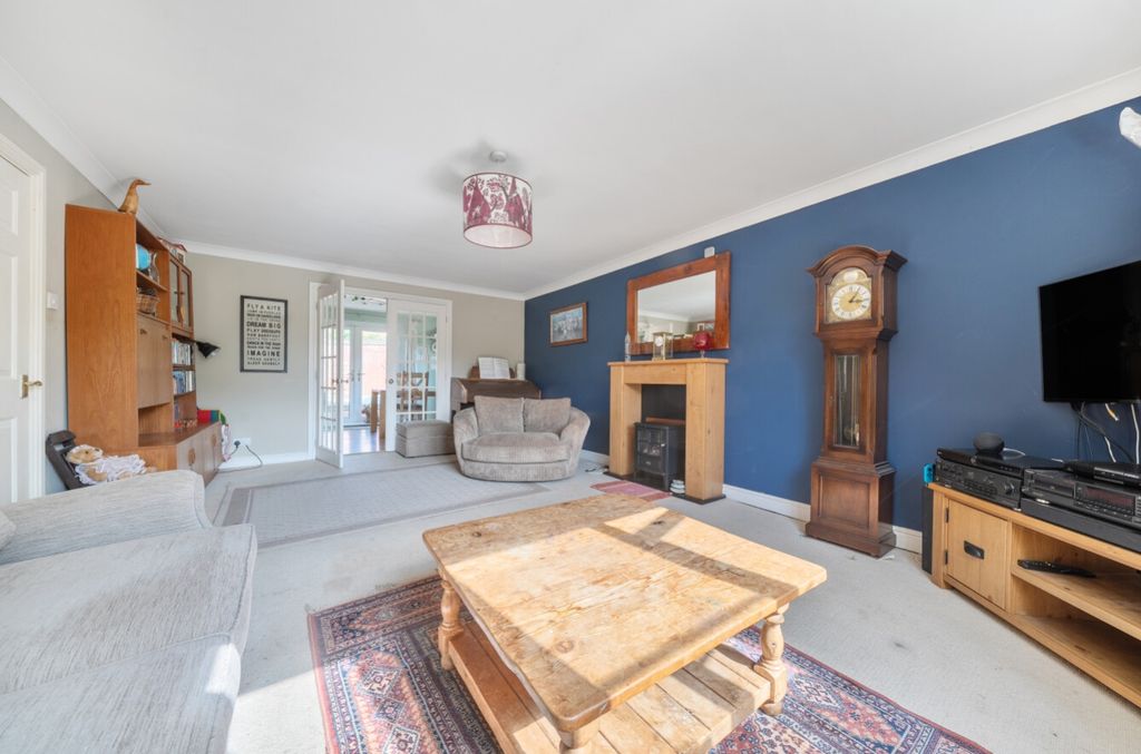Property photo 3 of 26 1331916-15-6895Caacc4d73