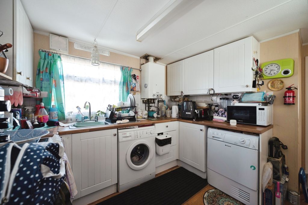 Property photo 2 of 15 Photo