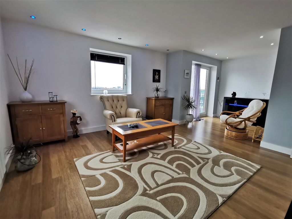 Property photo 2 of 15 Lounge 1 .Jpg
