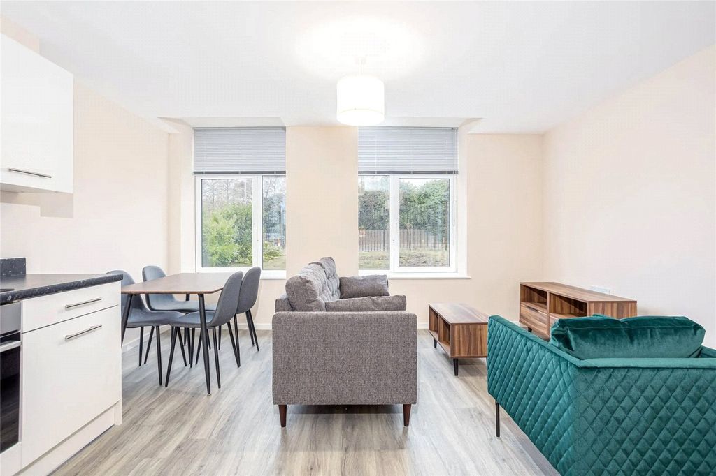 Property photo 3 of 6 Picture No. 02