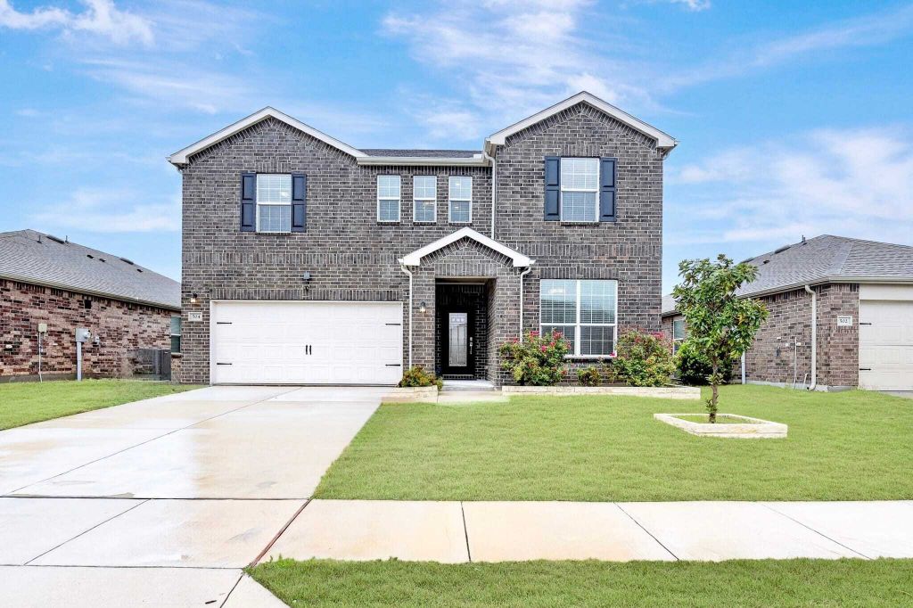 Property photo 1 of 31