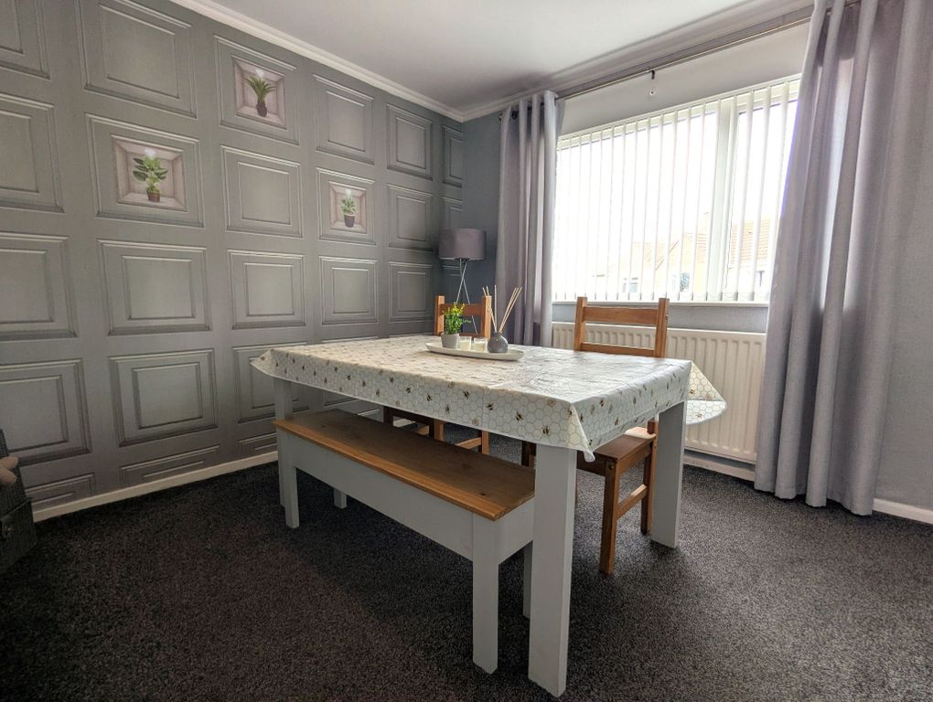 Property photo 3 of 13 Photograph 1