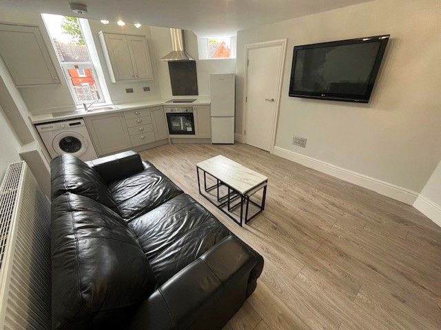 Property photo 2 of 5 1