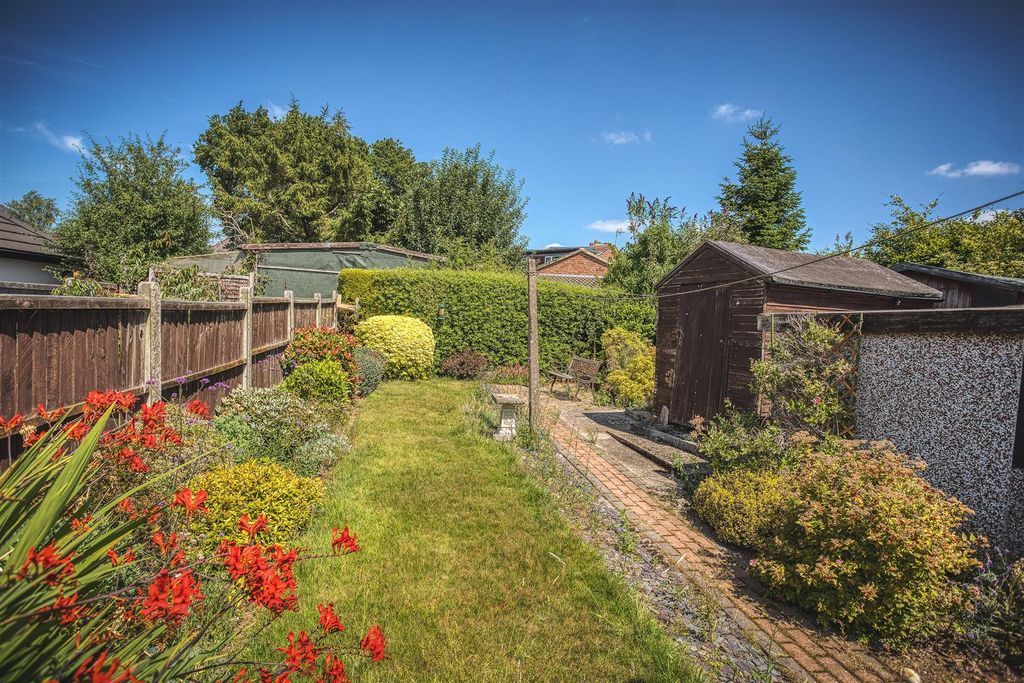 Property photo 2 of 13