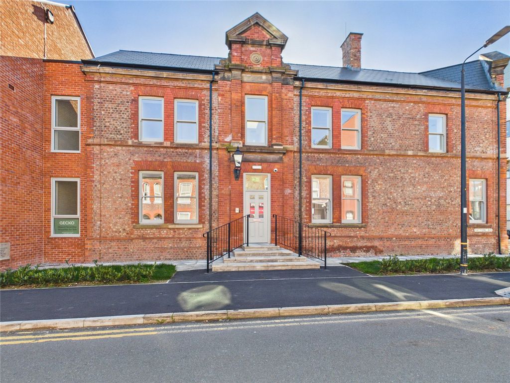 Property photo 1 of 8 Picture No. 10