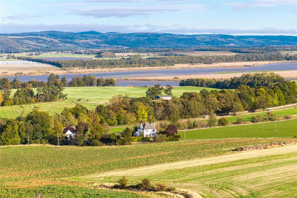 Property photo 2 of 23 Aerial