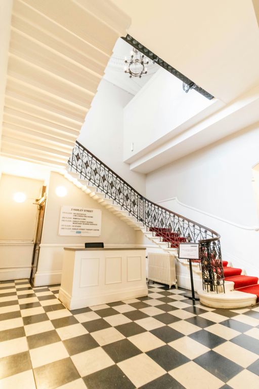 Property photo 2 of 11 2 Harley Street Reception.Jpg