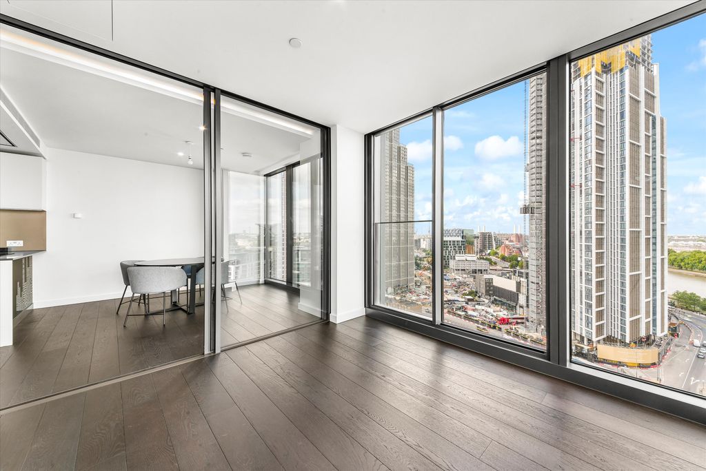 Property photo 3 of 22 Image