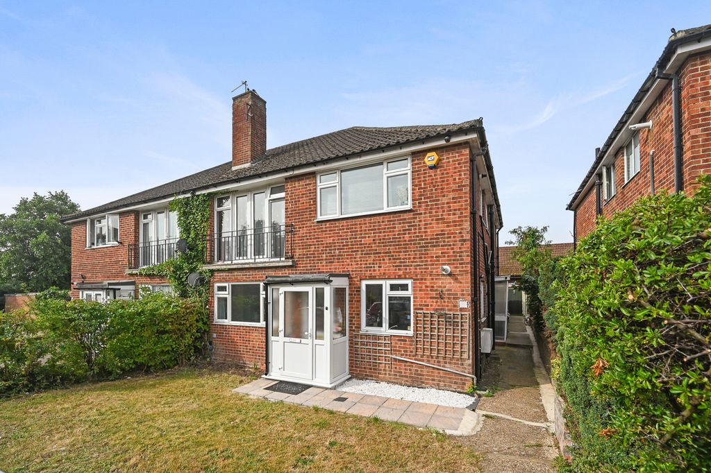 Property photo 1 of 13 6