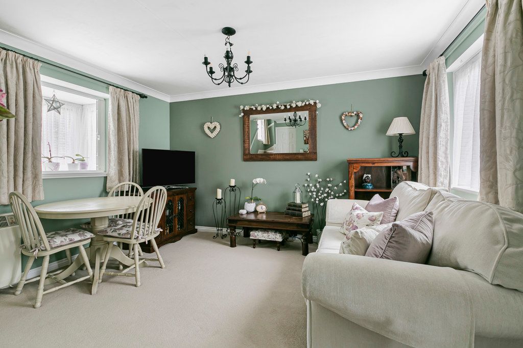 Property photo 2 of 17 Reception Room