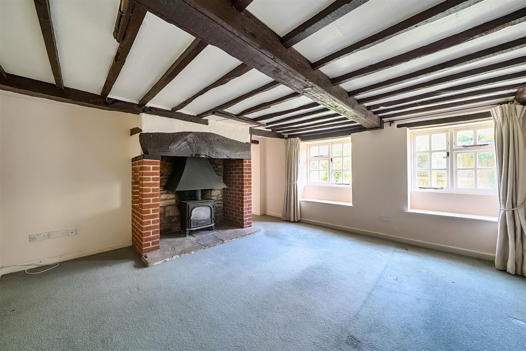 Property photo 2 of 20 Sitting Room