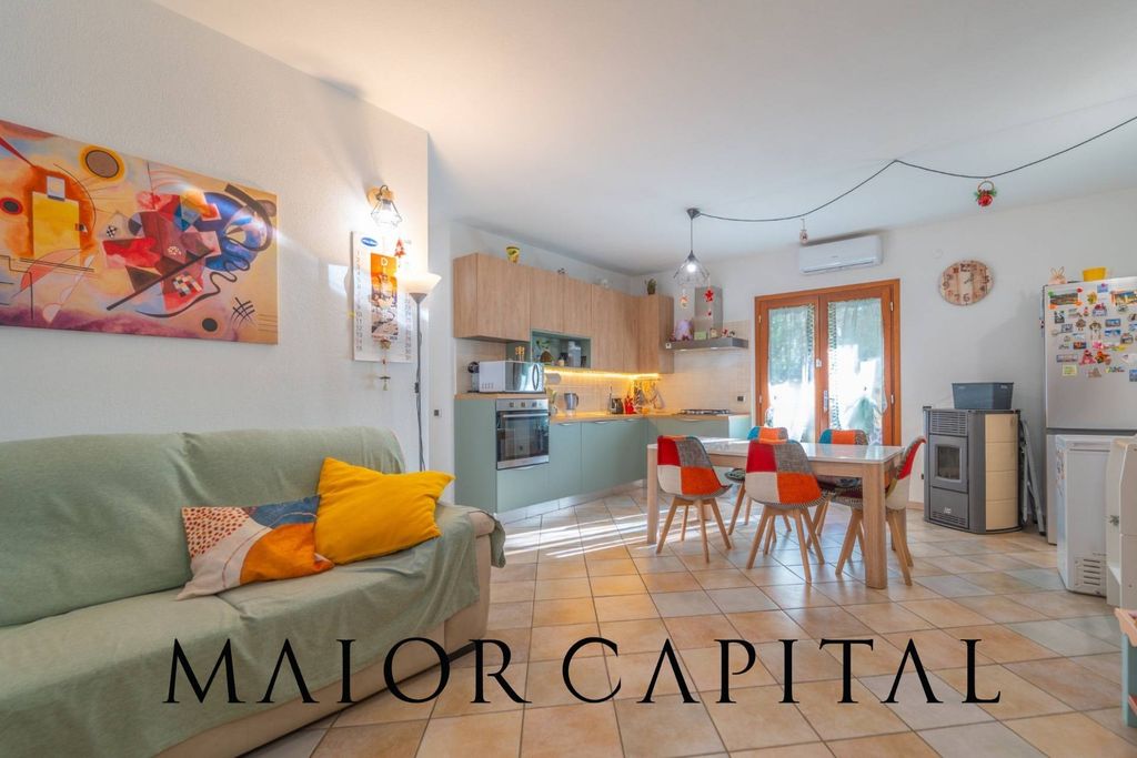 Property photo 1 of 30